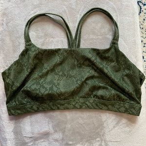 Women’s light support bra size XXL